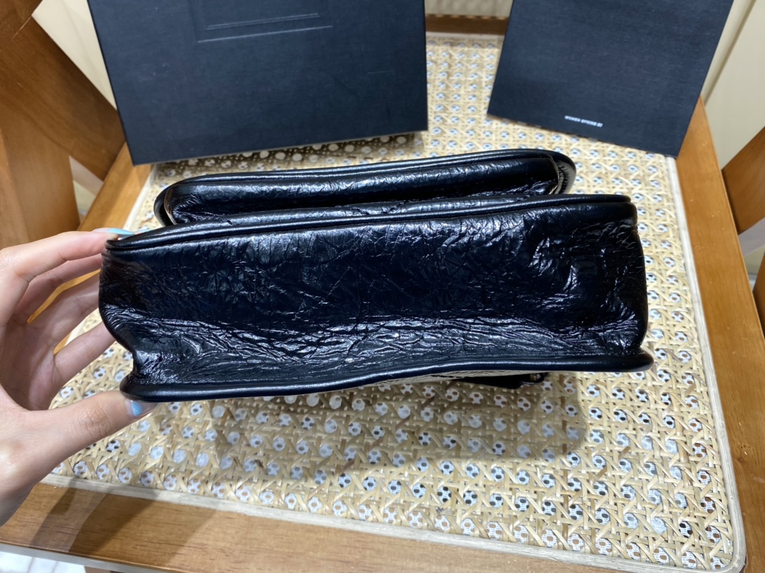 YSL Niki 22CM 邮差包 633151黑色