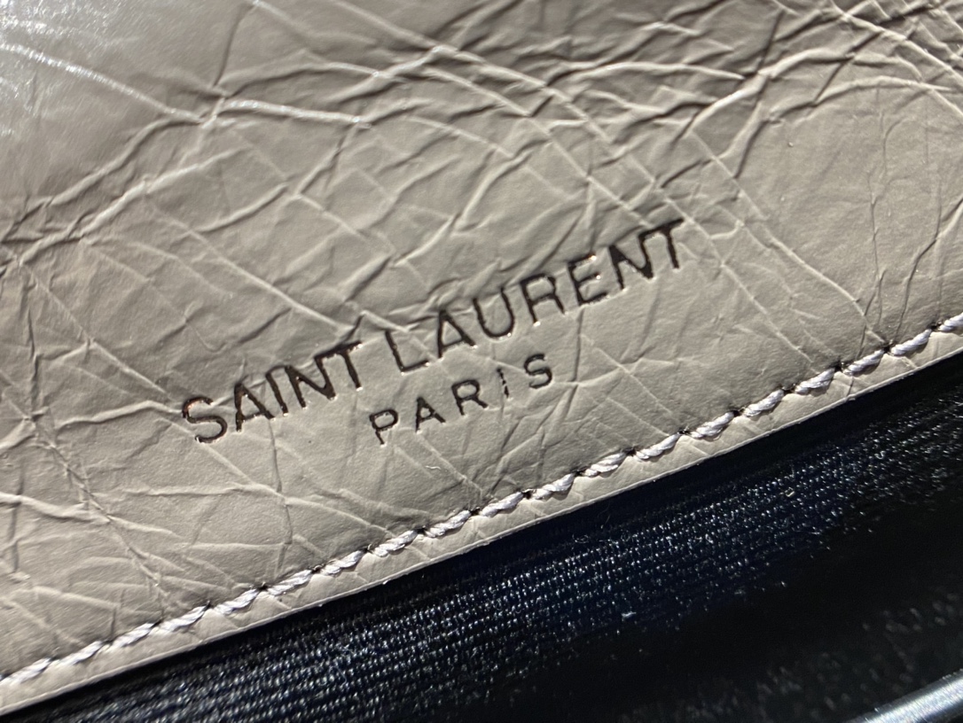 YSL Niki 22CM 邮差包 633151浅灰色
