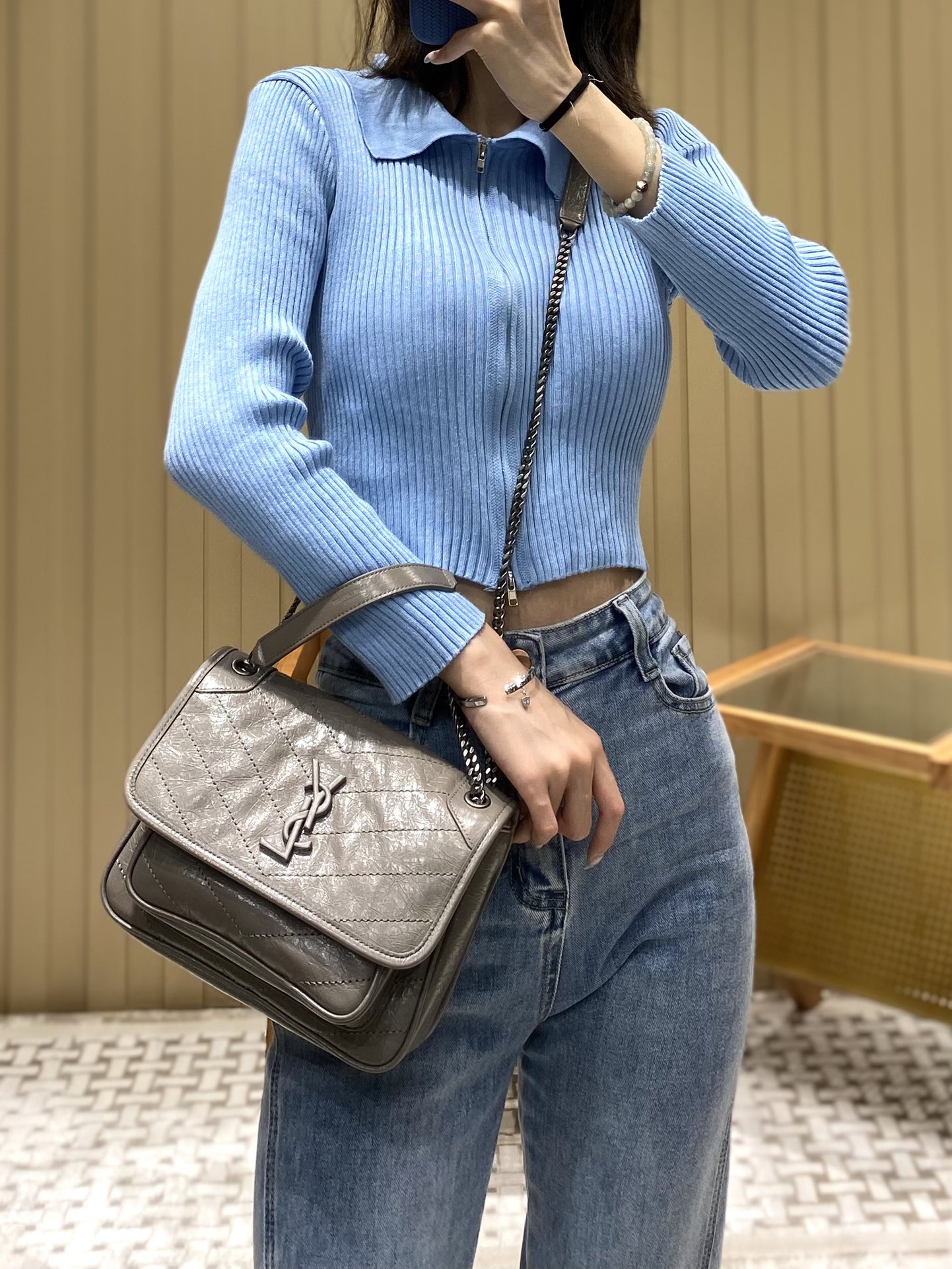 YSL Niki 22CM 邮差包 633151浅灰色