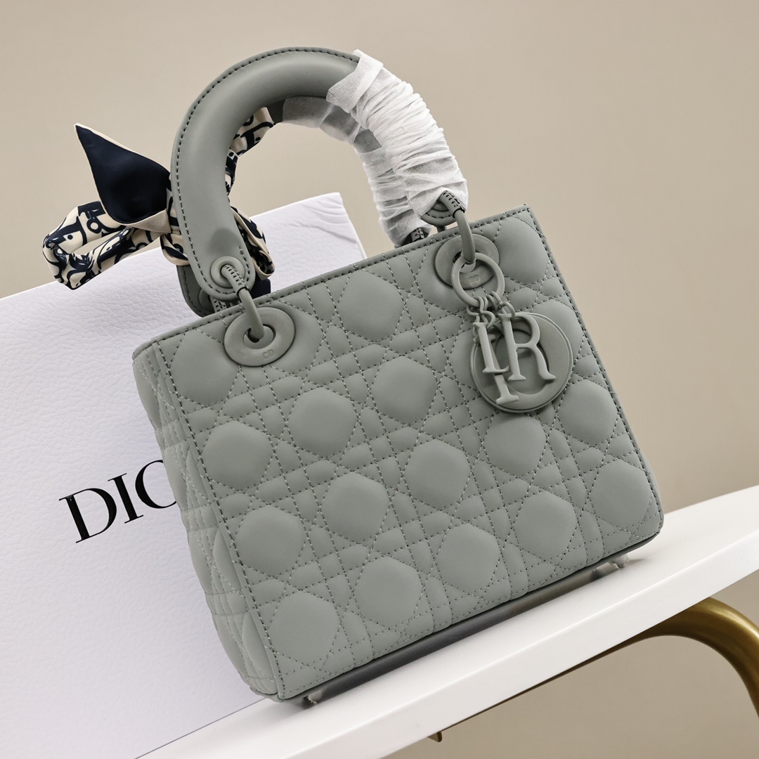 K0  Dior迪奥戴妃包