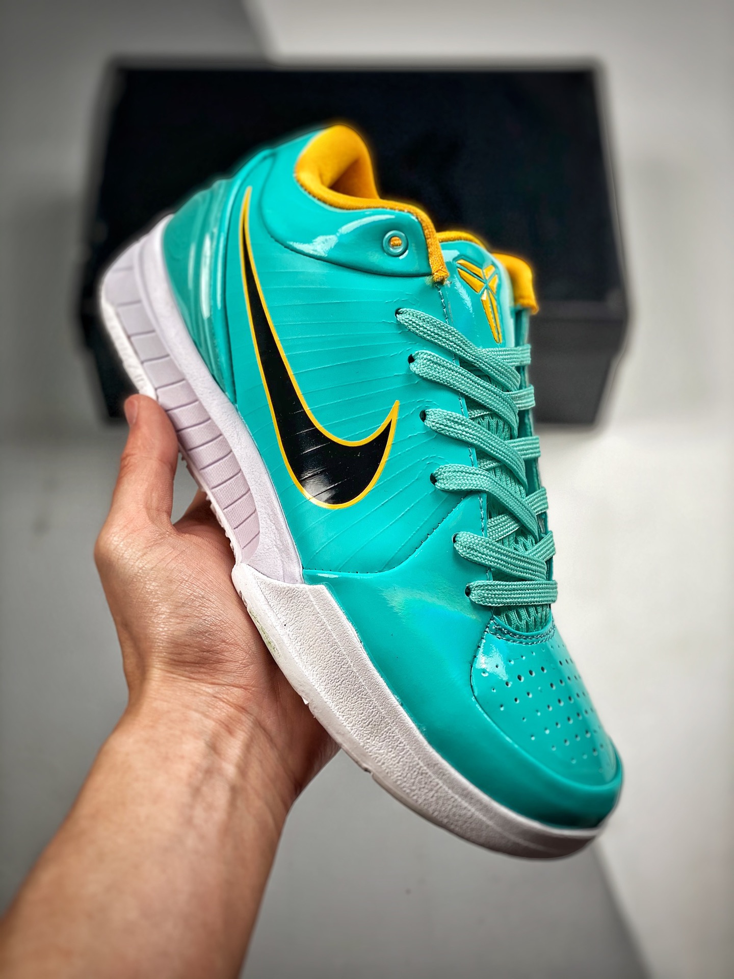 -4 Nike Zoom Kobe 4 ZK4 Kobe 4. Según los requisitos de ligereza de Kobe, se lanzó la nueva Nike Zoom Kobe 4.…