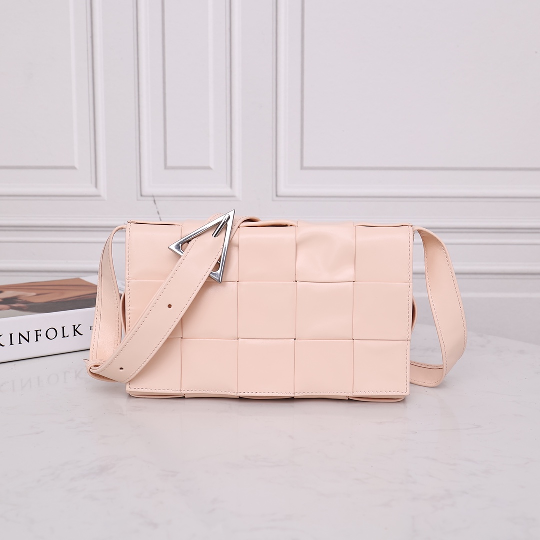 Bottega Veneta Cassette Intrecciato Waxy Calfskin Shoulder Bag