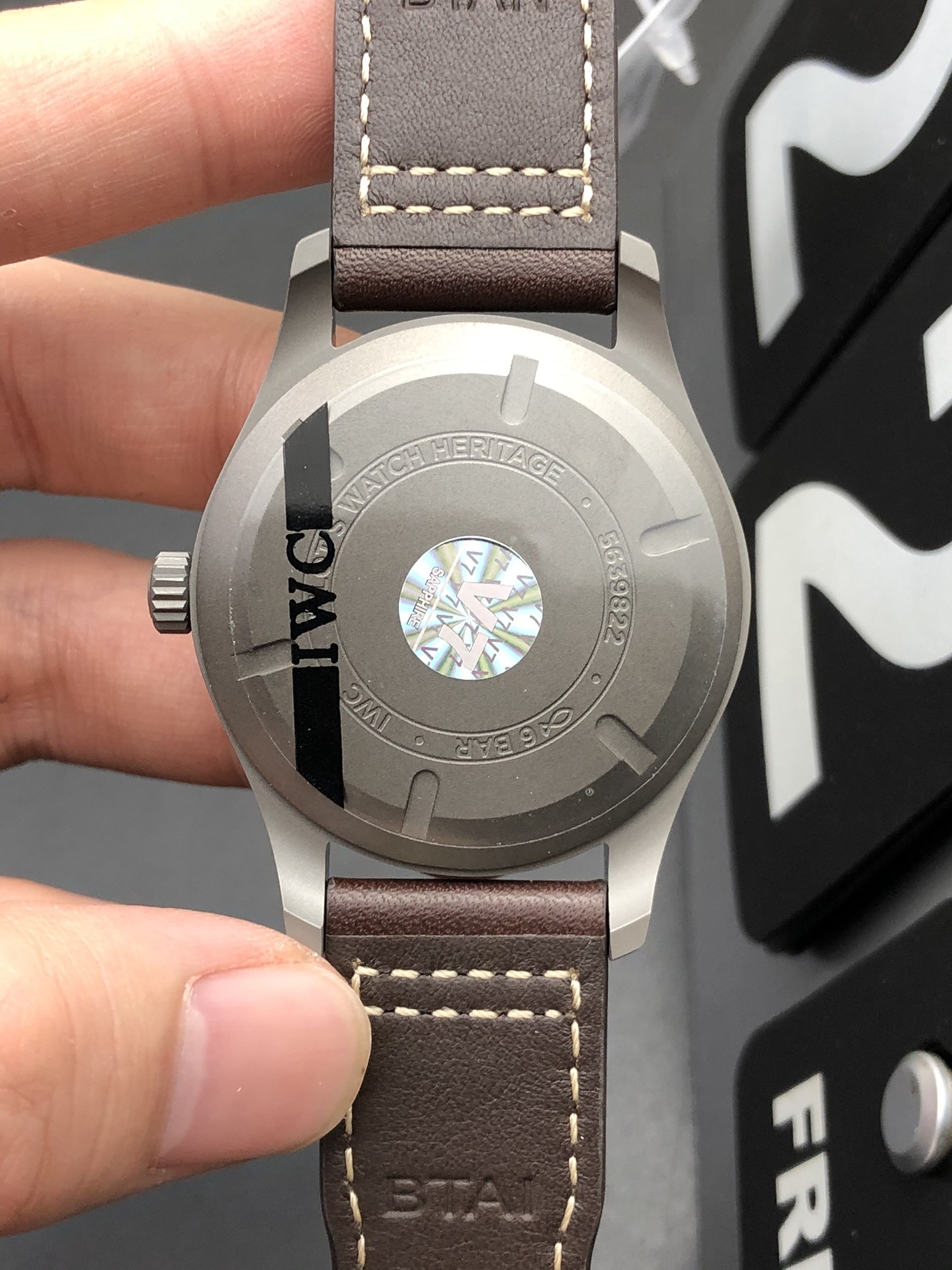 IWC V7 钛壳马克十八