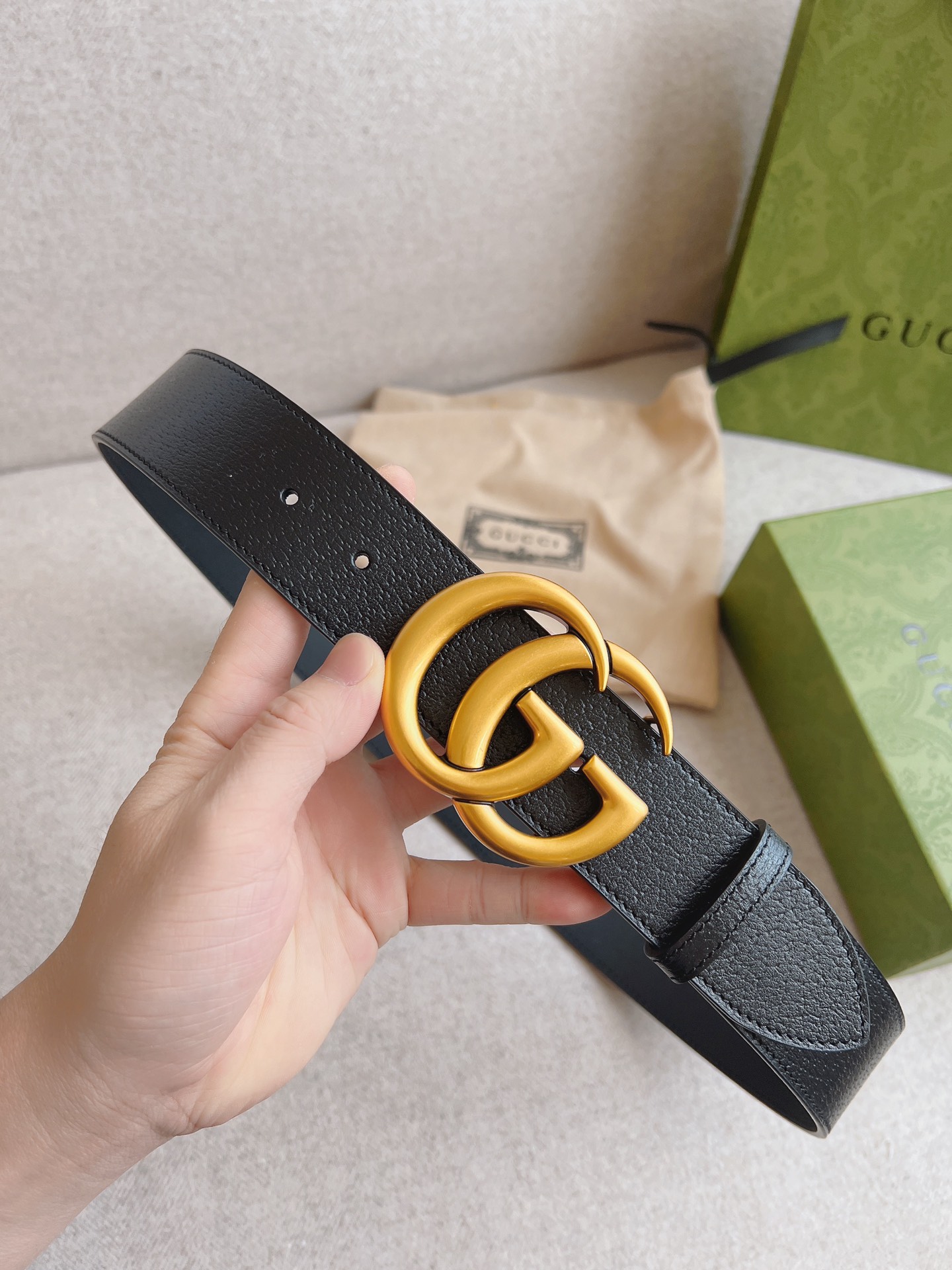 GUCCI.古驰全套包装小牛皮腰带采