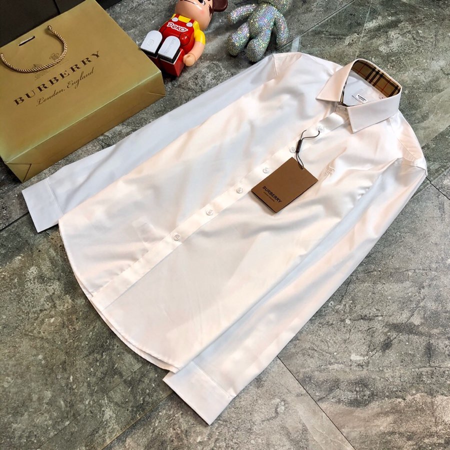 NO:427116,Three-standard official website model, can wear 220 catties, Burberry-BURBERRY-Original single quality, with original wash mark, latest shirt, selected counter custom top-grade long-sleeved shirt imported fabric, button original logo customization, all details are perfect 1 to 1 replica, restore the authentic 100% original hardware, high-end custom auxiliary materials, original factory original mark, the wash mark has a great effect on the upper body, large size M-3XL (175-catties wearing M),,burberry,burberry,shirts,alexander wang19860909三标齐全官网款 可穿220斤 巴宝莉-BURBERRY-原单品质 带原版洗水唛 最新款衬衫 精选专柜订制顶级长袖衬衣进口面料 纽扣原Logo定制 所有细节做工完美1比1复刻 还原正品百分百 原版五金 高端订制辅料 原厂原标 洗水唛上身效果超赞 码数偏大 M-3XL（175-斤穿M）,,burberry,burberry,shirts,alexander wang,Men's clothing