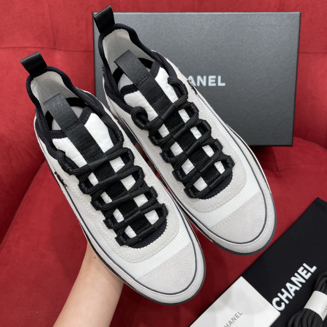 CHANEL香奈儿   22年新版logo黑色透气女士运动鞋