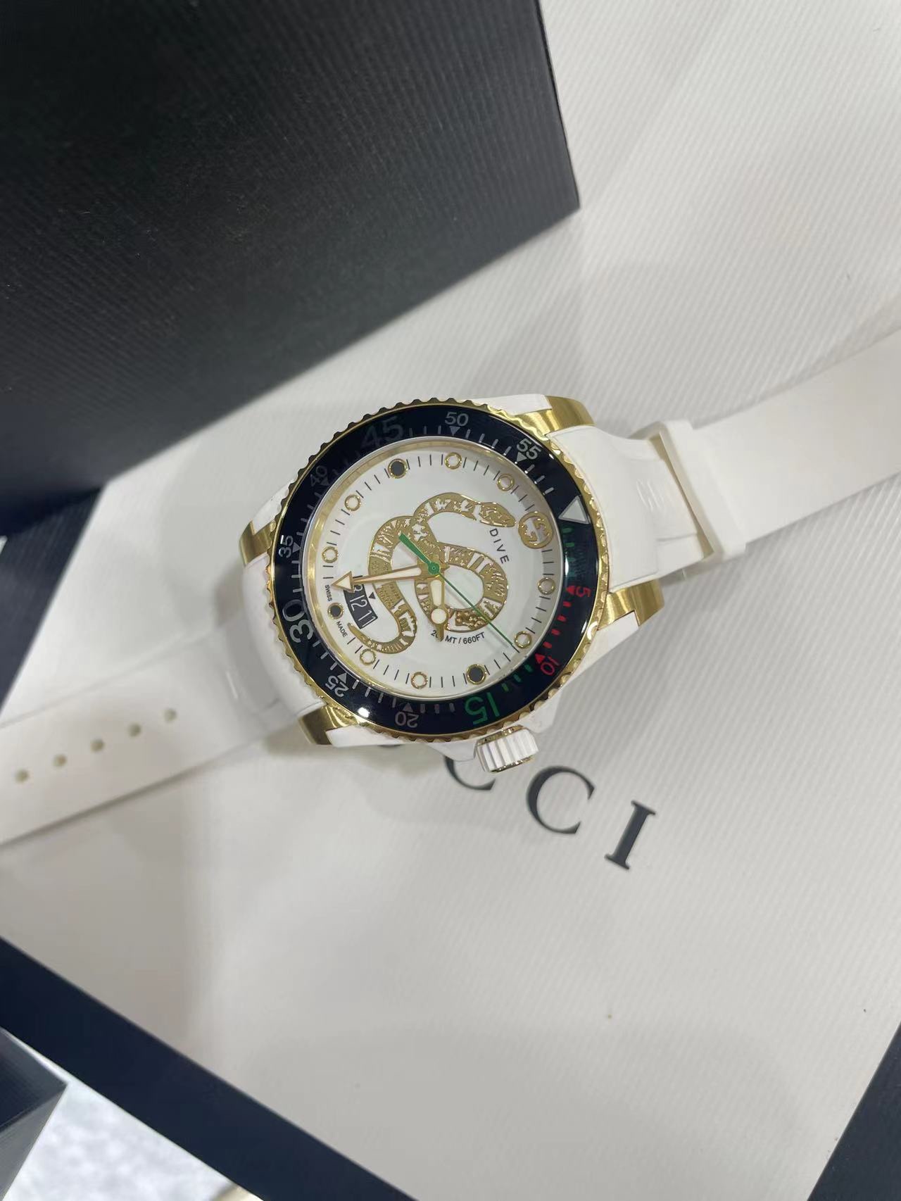 Gucci Stainless Steel Diving Watch with Snake Pattern, 200m Waterproof – YA 136321 - 图片 7