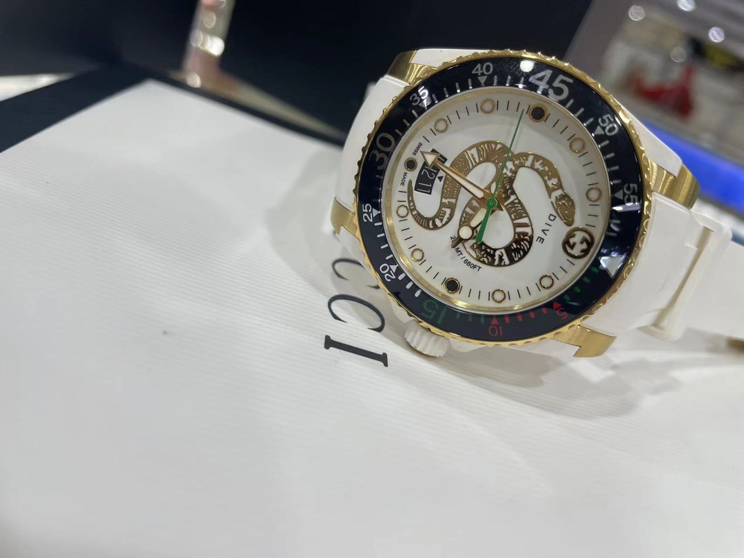 Gucci Stainless Steel Diving Watch with Snake Pattern, 200m Waterproof – YA 136321 - 图片 6