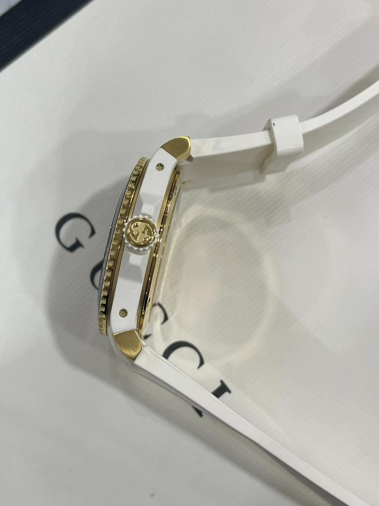 Gucci Stainless Steel Diving Watch with Snake Pattern, 200m Waterproof – YA 136321 - 图片 8