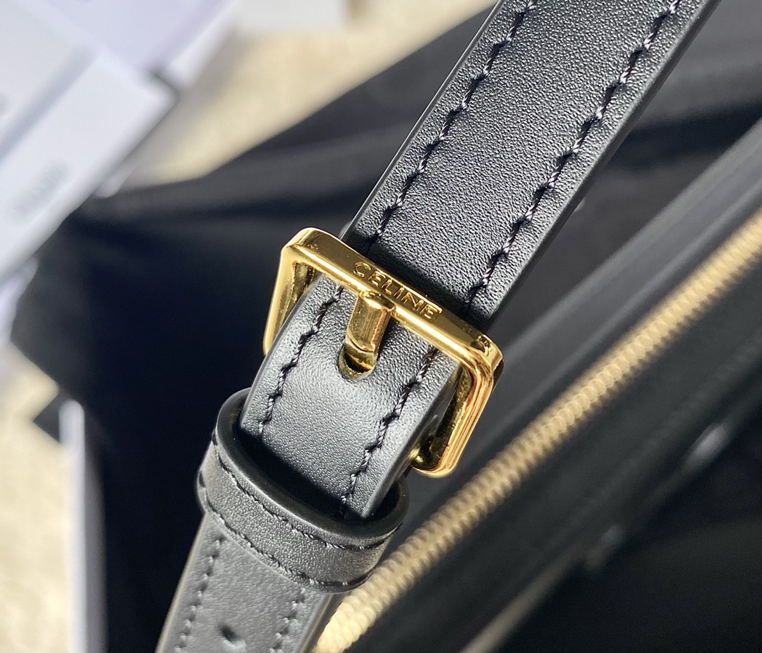 CELINE赛琳小牛皮经典凯旋门立体logo肩背包199183