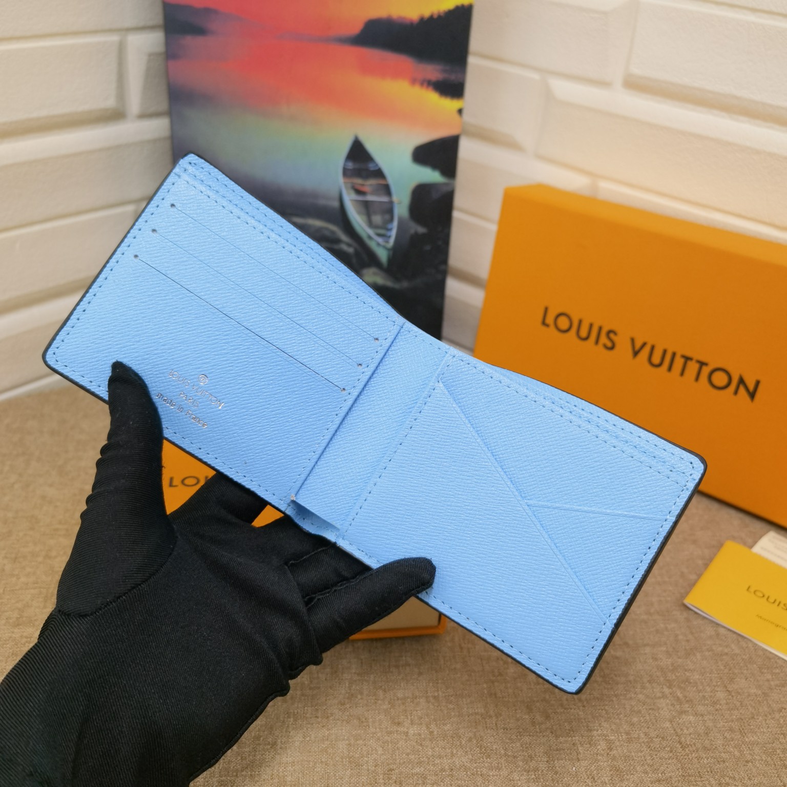 Leather Wallet - Size Comparison