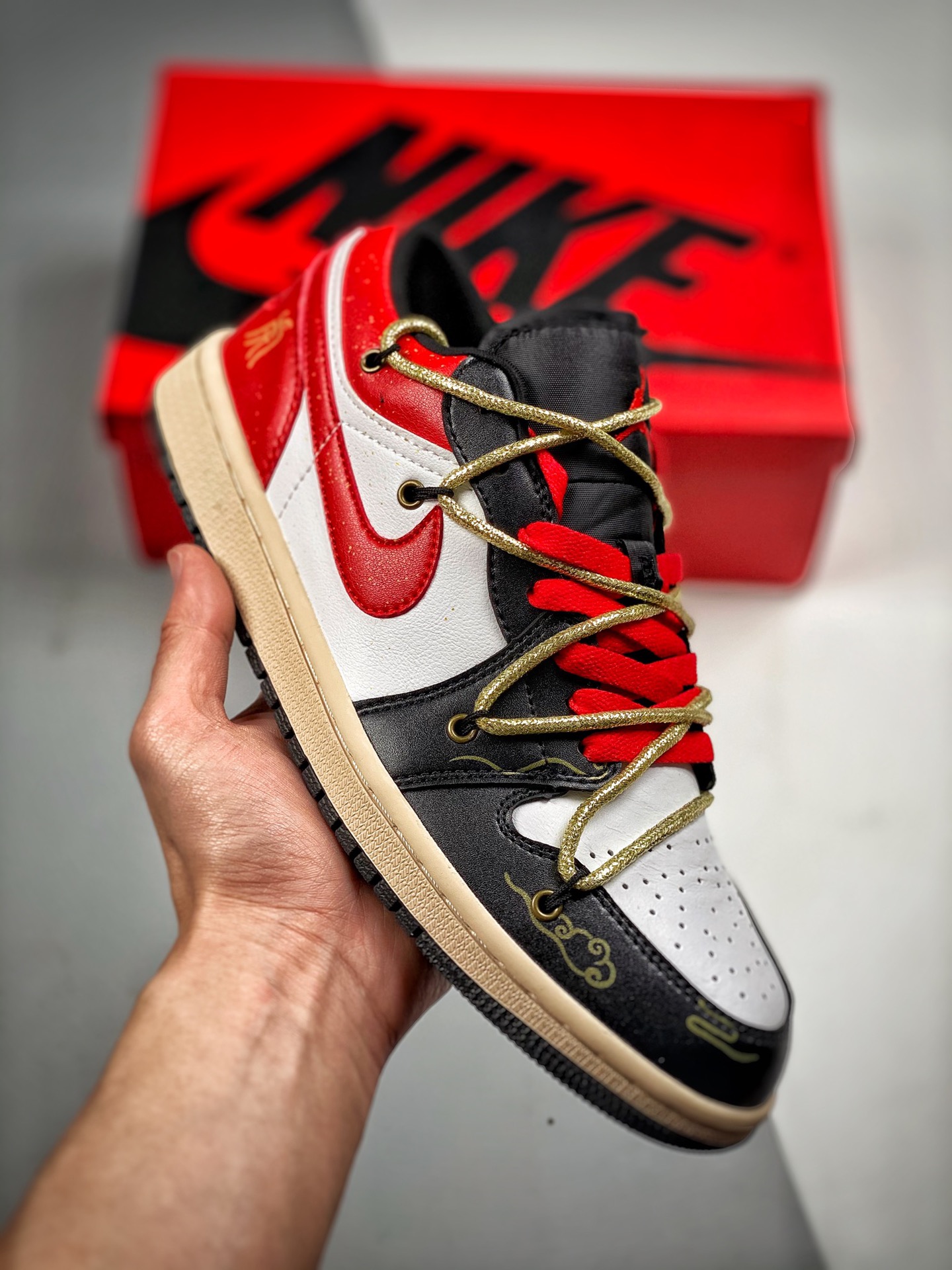 -4 Air Jordan 1 Low cordones deconstruidos, zapatillas de baloncesto casuales de cultura retro de caña baja. Con su exc…