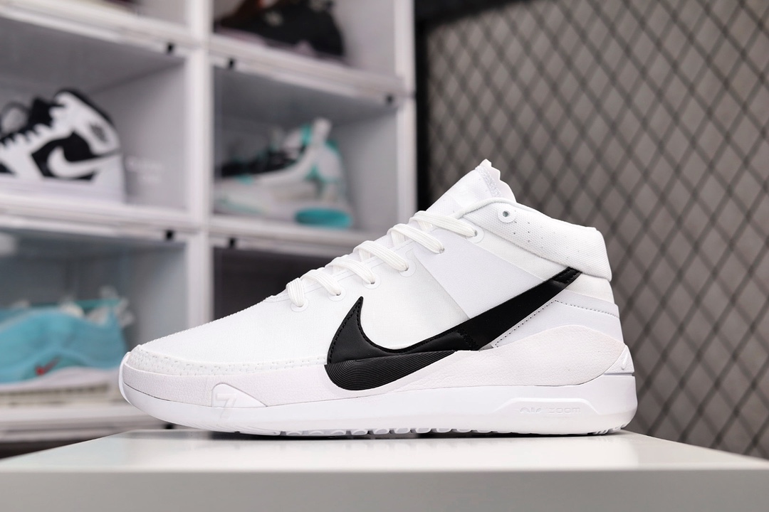 H5 NK Zoom KD12 EP 杜兰特12代男子实战篮球鞋 蓝白 CW4115-405该款采用全掌Zoom气垫 移除了中底布让这款鞋的力量反馈更为直接有力 鞋面采用多层轻质网面材料打造 鞋身变得轻盈又不失包裹性×885XQ