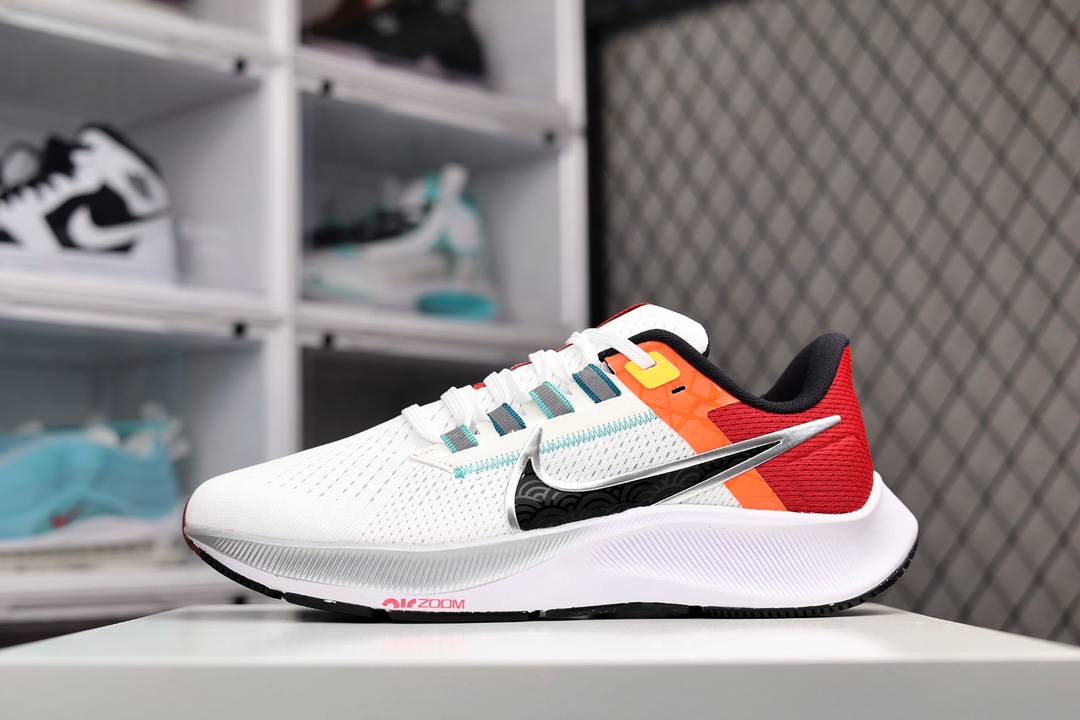 G0 Nike Air Zoom Pegasus 38 登月38代网面透气跑鞋/白黑酒红 拼色透气网面 内置缓震气垫 原标原盒 正品一致×773XX