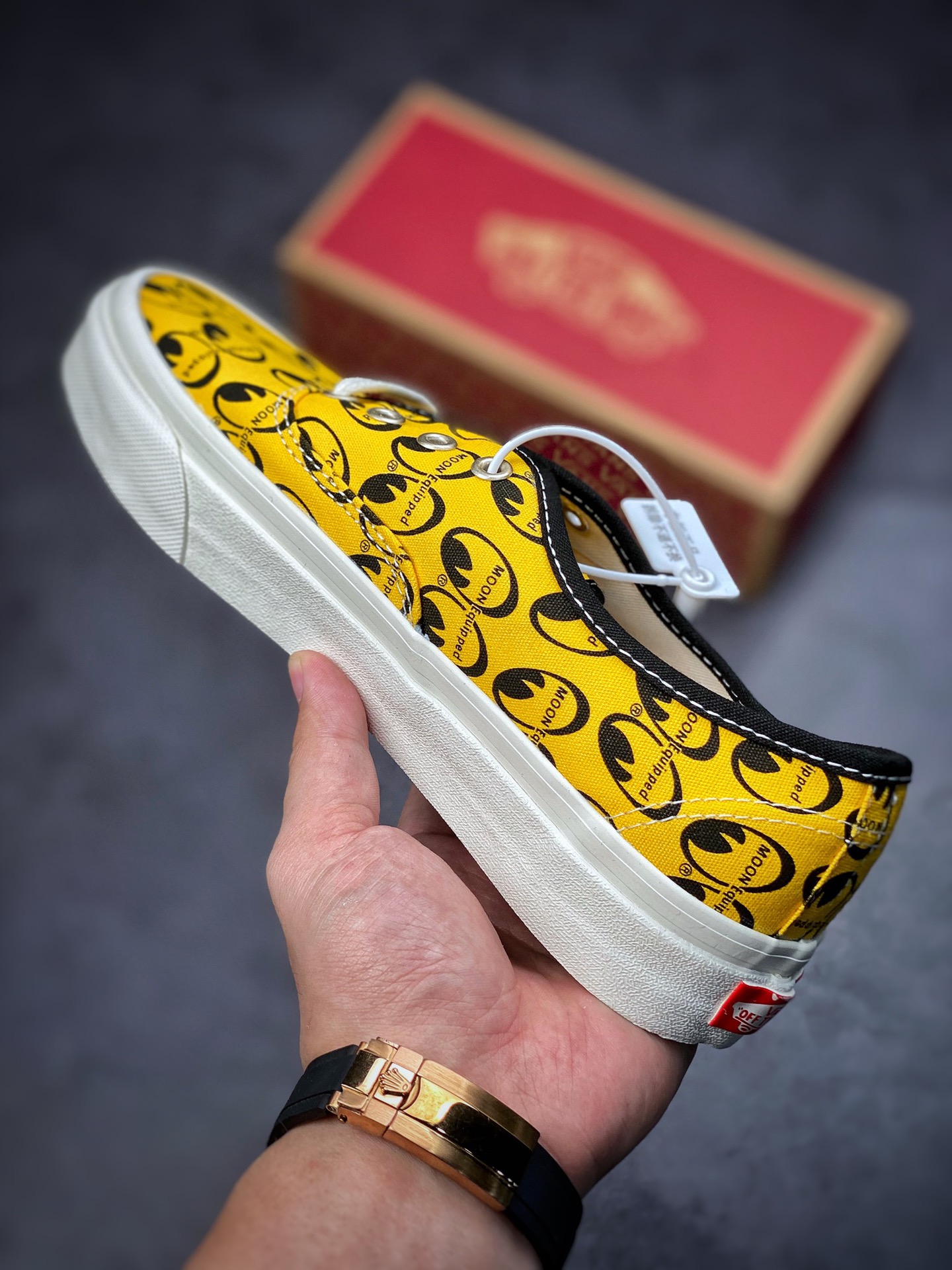 140 Mooneyes x Vans Authentic 44 Dx 联名系列大眼睛低帮休闲板鞋 VN0A5KX4AVQ