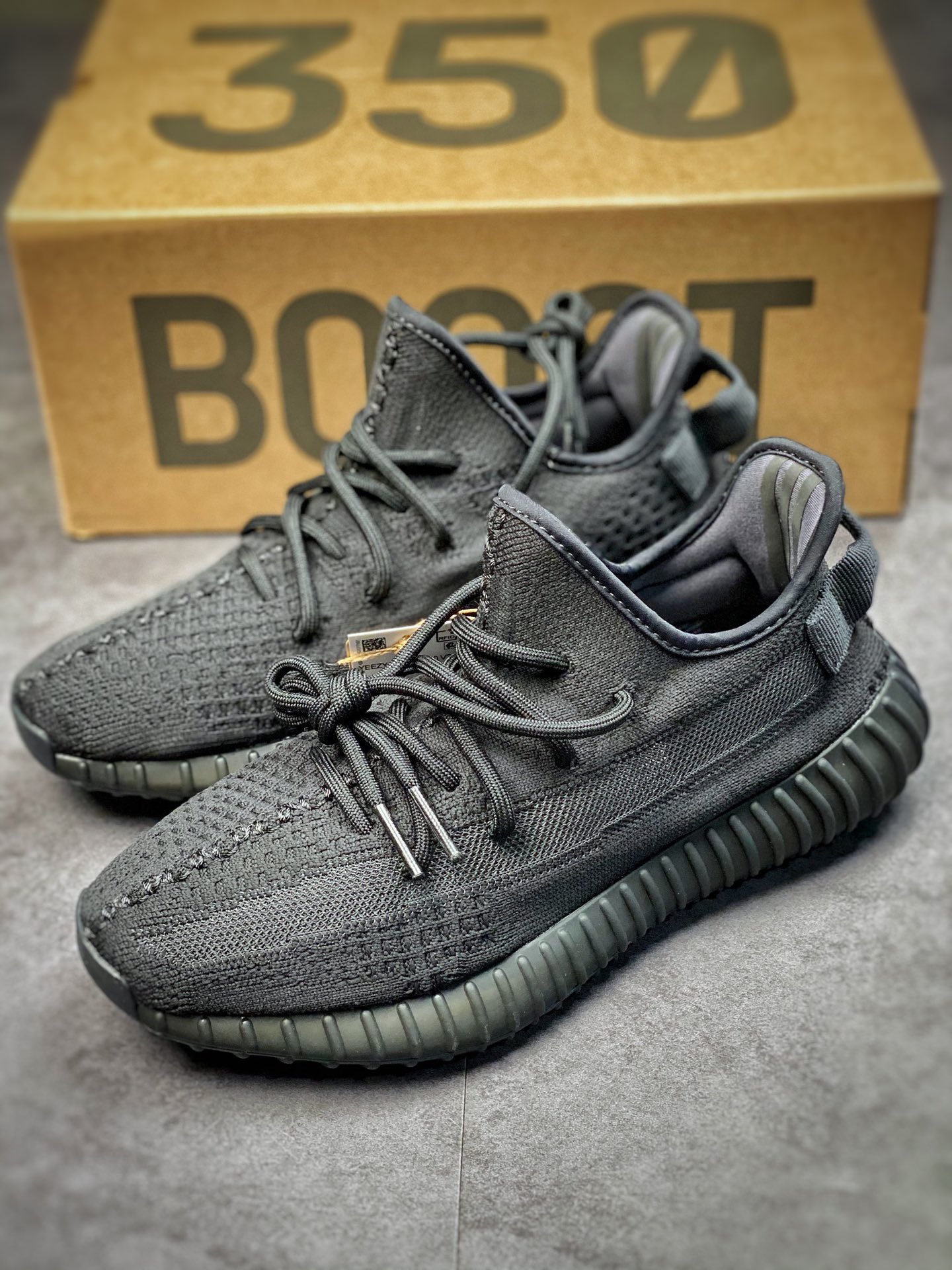 350 Yeezy 350 Boost V2 "Onyx" 黑武士 HQ4540