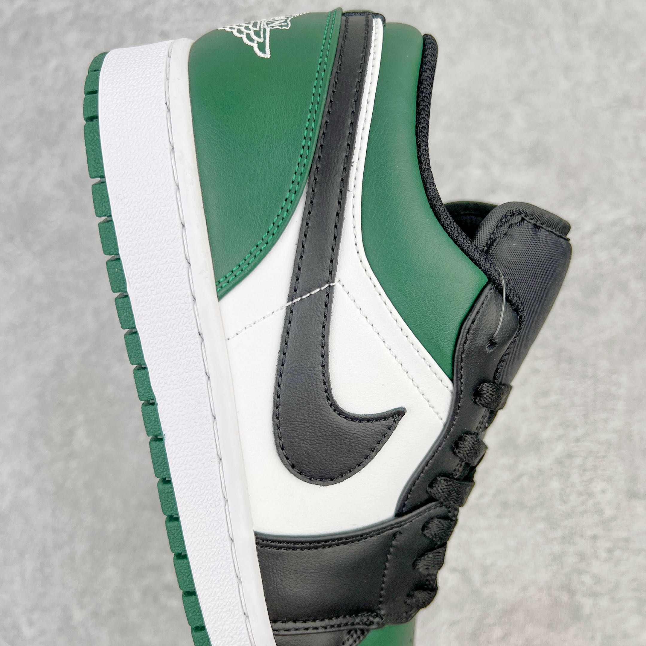 Air Jordan AJ1 Low 558-371