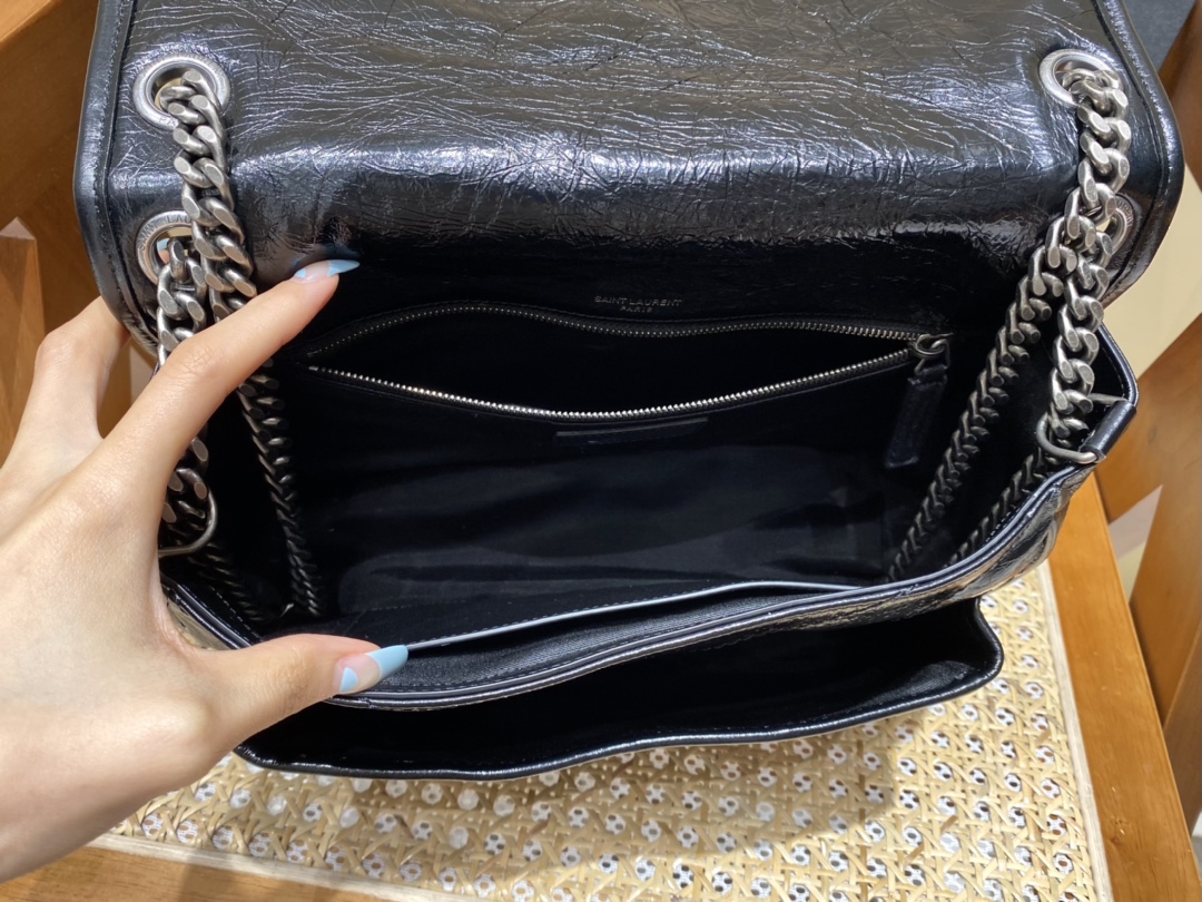 YSL Niki 28CM 邮差包 633158黑色