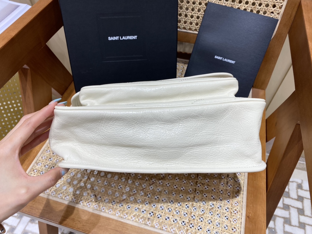 YSL Niki 28CM 邮差包 633158奶白色