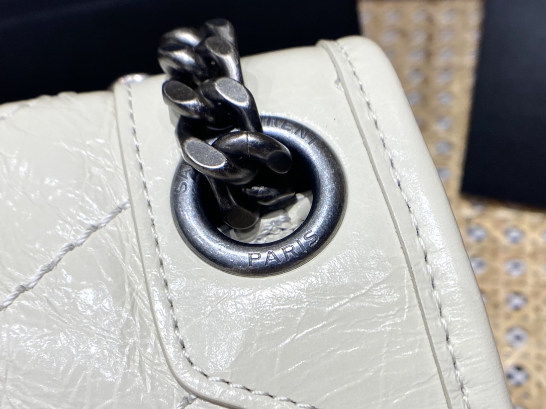 YSL Niki 28CM 邮差包 633158奶白色