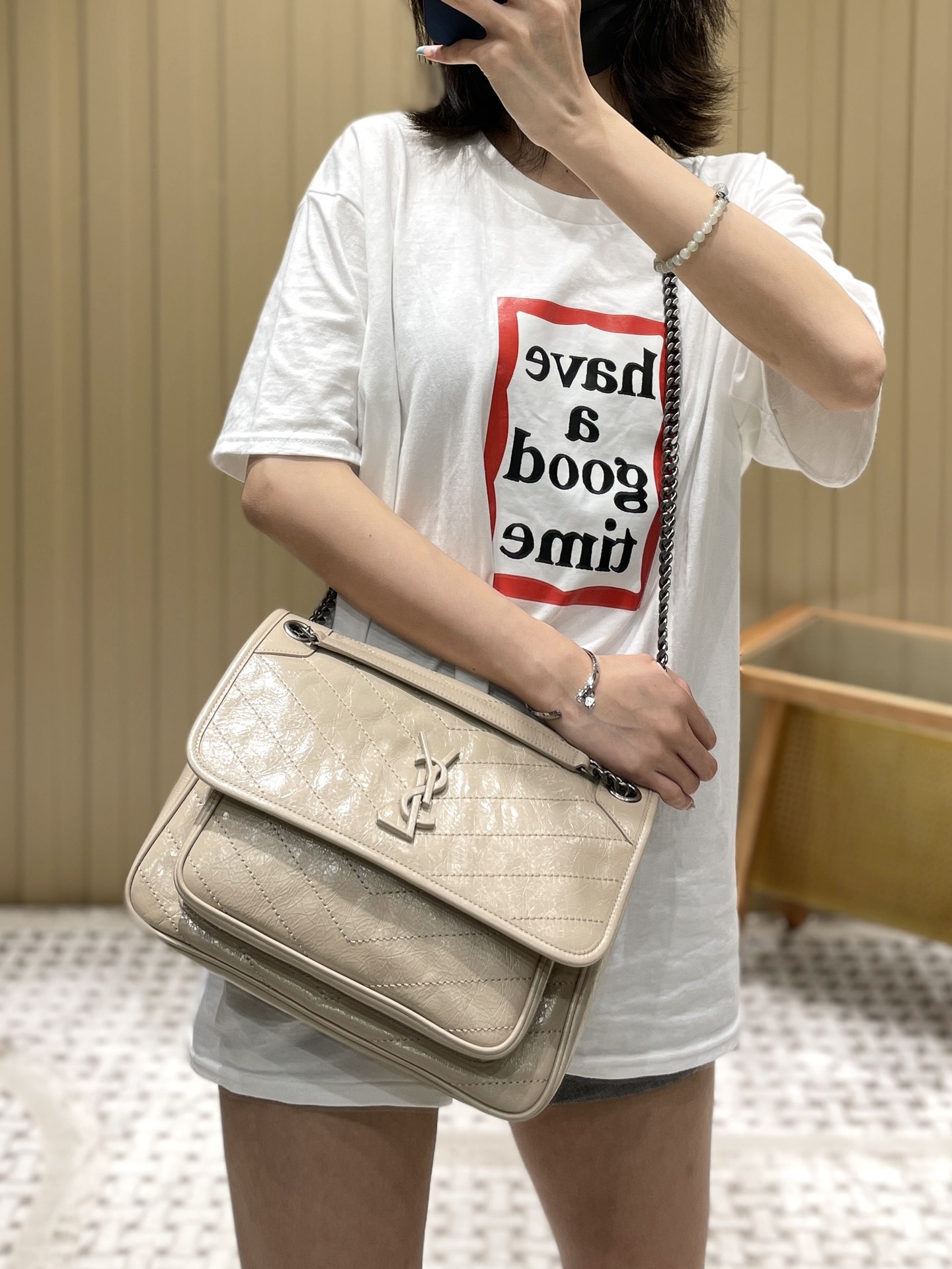 YSL Niki 28CM 邮差包 633158奶茶色