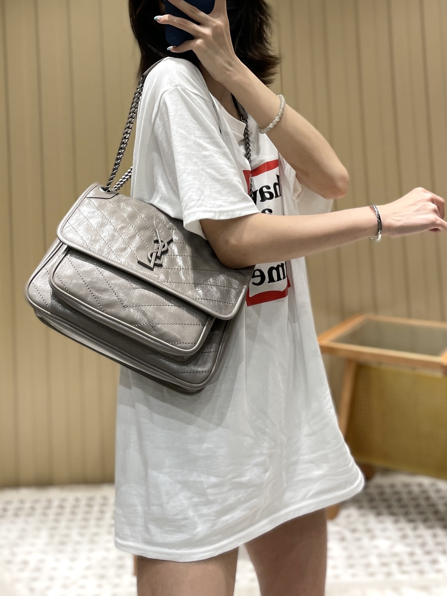 YSL Niki 28CM 邮差包 633158浅灰色