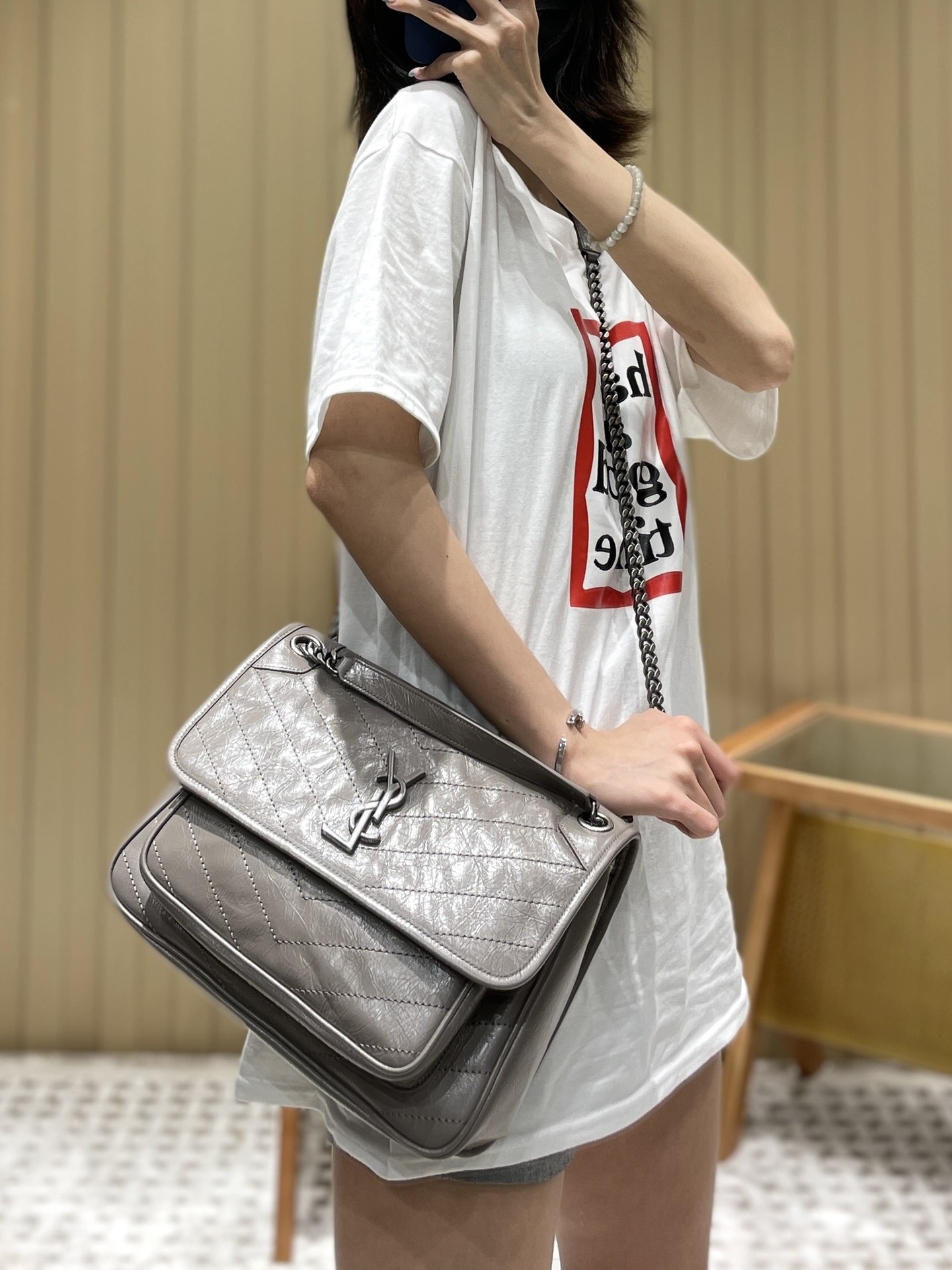 YSL Niki 28CM 邮差包 633158浅灰色