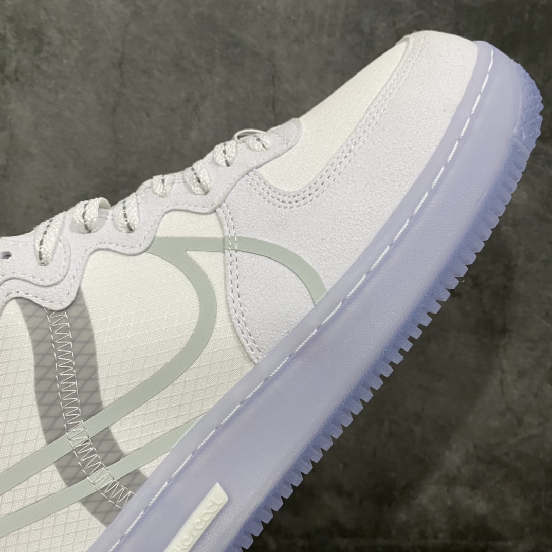 图片[6]-渠道纯原 NK Air Force 1 React QS Light Bone 空军一号解构冰蓝冰块🧊 CQ8879-100 目前大几率过验 原厂大底唯一正确卡色 韩国进口网纱 React缓震鞋垫 裸眼3D织唛标后跟标工艺 全鞋电脑针车 工整有序 原厂港宝加持完美还原灵魂版型 原盒原配从里到外百分百还原 白色鞋身搭配浅蓝色水晶底 内置react鞋垫 取消了sole气垫 鞋面采用尼龙材质和绒面革材质拼接打造 侧身Swoosh logo极具OW风格 整体样式简洁高级 全鞋线条3M反光显著 尺码：36 36.5 37.5 38 38.5 39 40 40.5 41 42 42.5 43 44 44.5 45-选品中心
