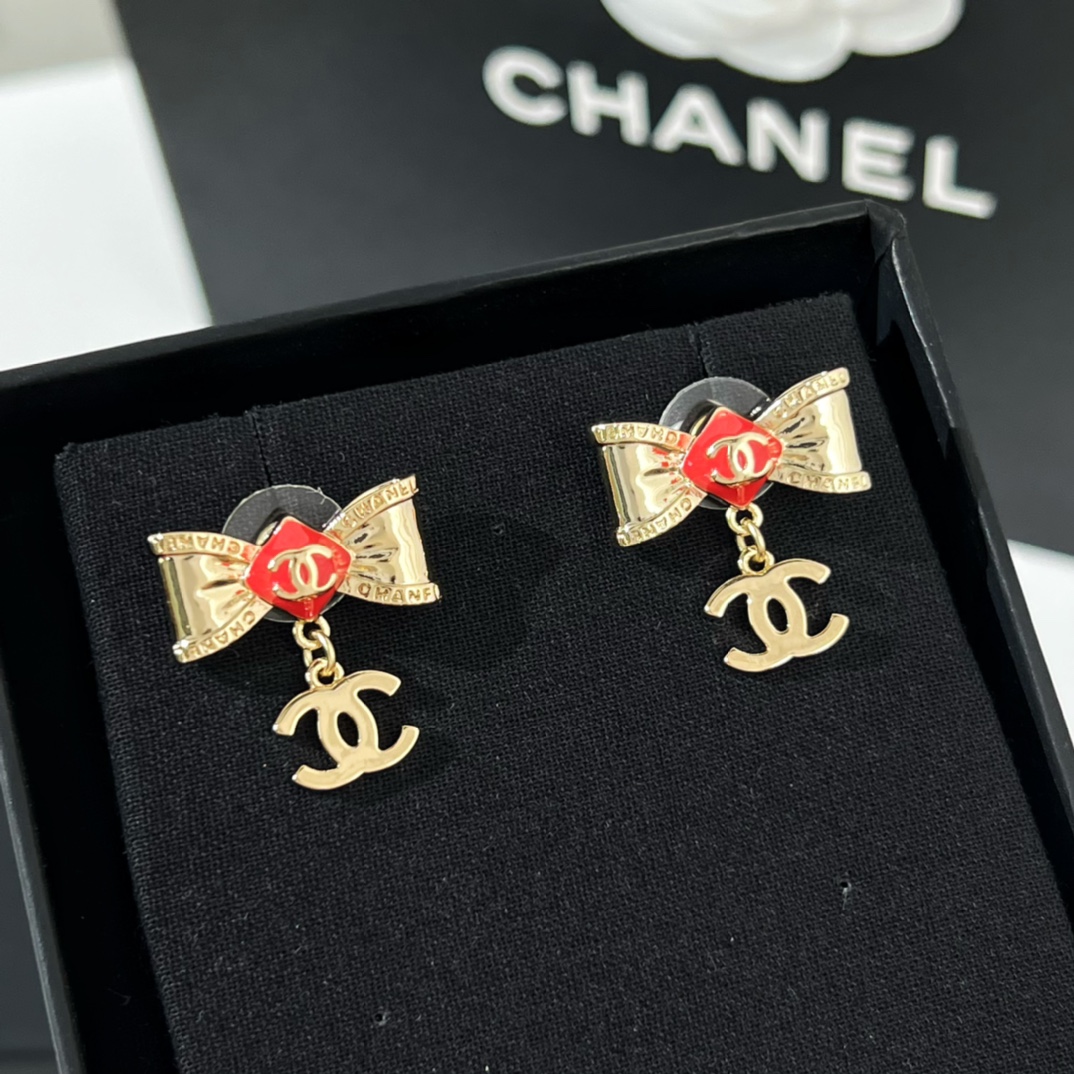 新款☑️CHANEL香奈儿双c蝴蝶结耳钉耳环