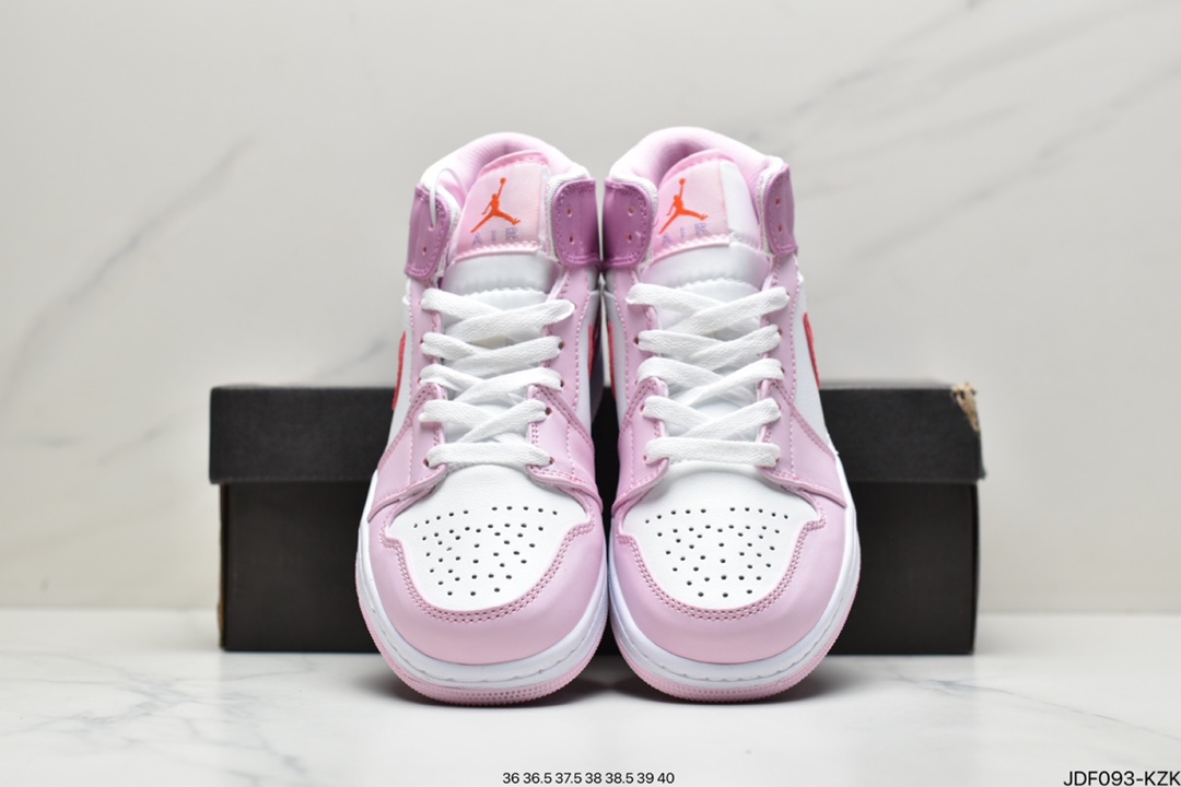 125 Air Jordan 1 Mid AJ1乔1白粉 DR0174-500