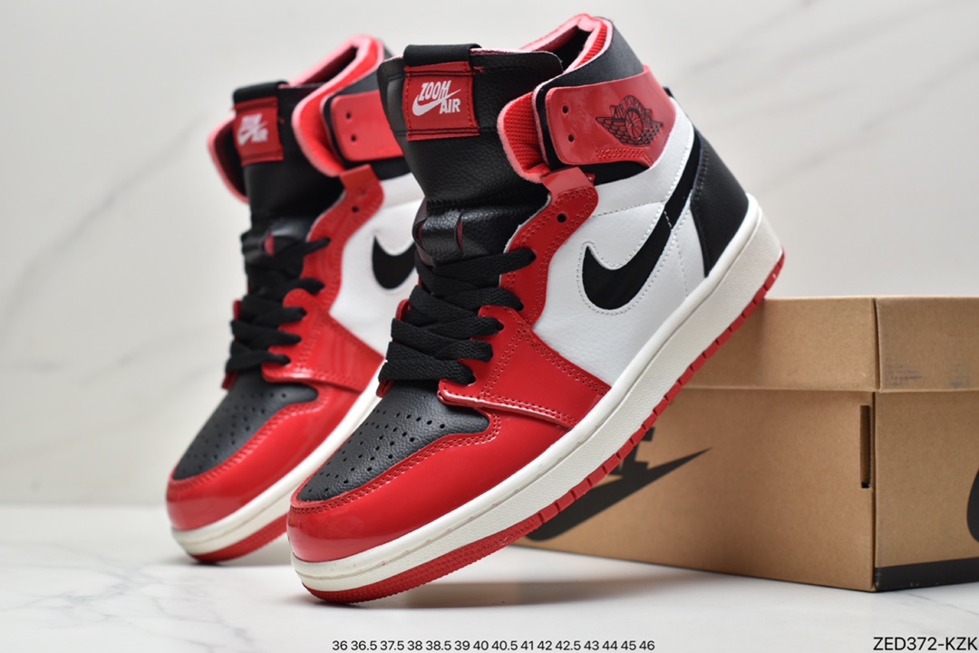260 Air Jordan 1 Zoom CMFT 视觉效果亮眼的同时极具质感CT0979