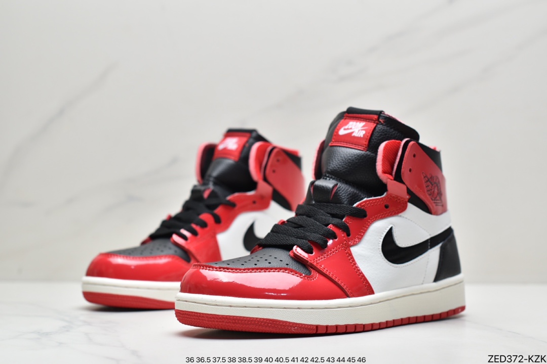 260 Air Jordan 1 Zoom CMFT 视觉效果亮眼的同时极具质感CT0979