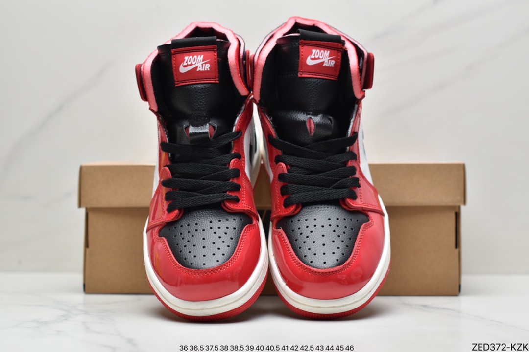 260 Air Jordan 1 Zoom CMFT 视觉效果亮眼的同时极具质感CT0979