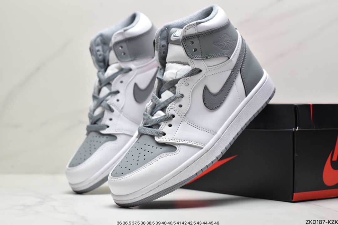 270 NK Air Jordan 1 Retro High OG”Yellow Toe”AJ1代经典高帮百搭文化篮球鞋“黑红脚趾”555088