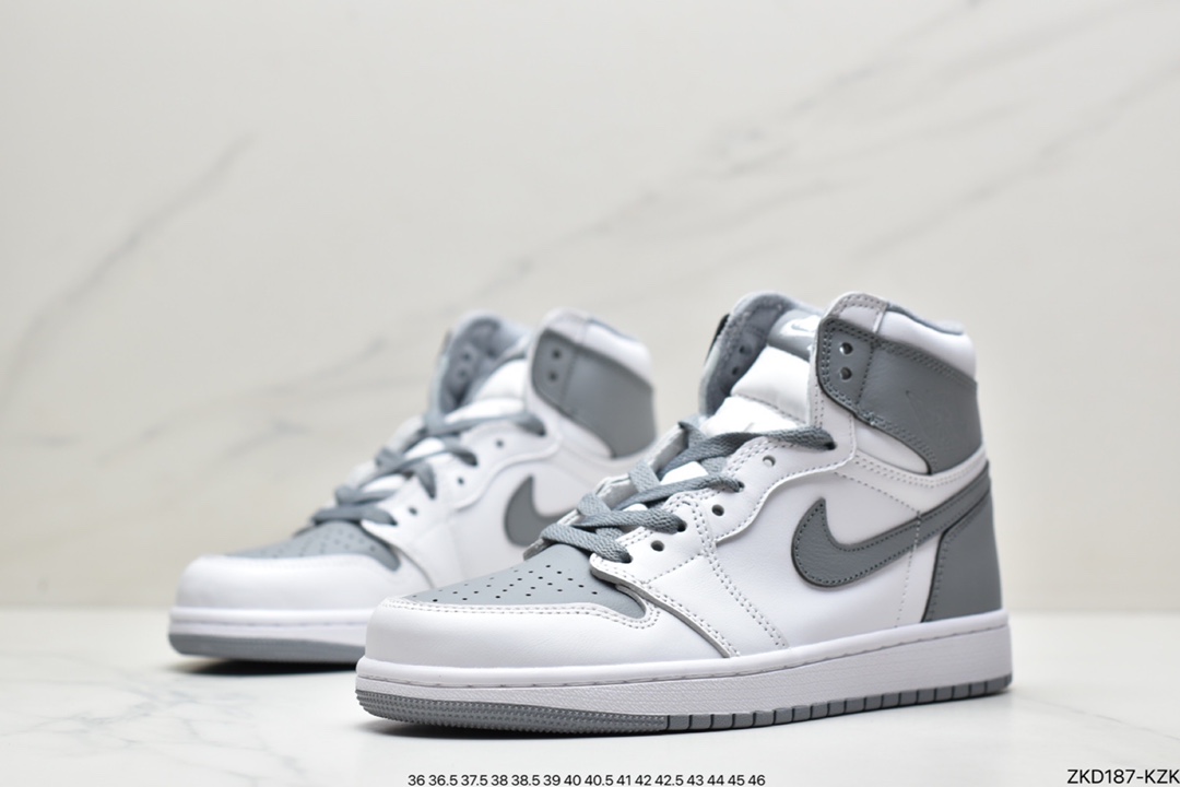 270 NK Air Jordan 1 Retro High OG”Yellow Toe”AJ1代经典高帮百搭文化篮球鞋“黑红脚趾”555088