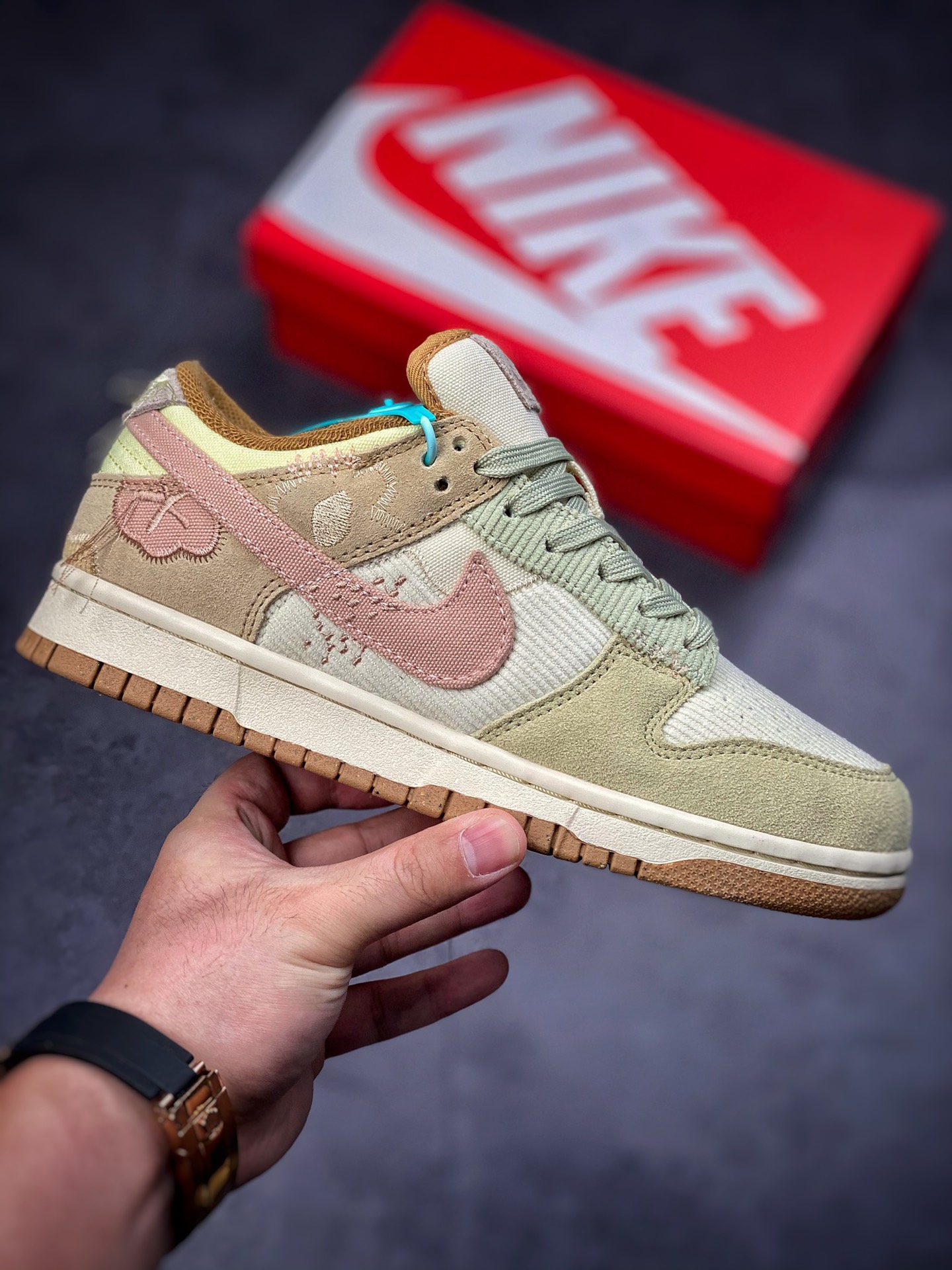 240 Nike Dunk Low 「Bright Side」 整双鞋在Dunk Low的基础上 DQ5076-121