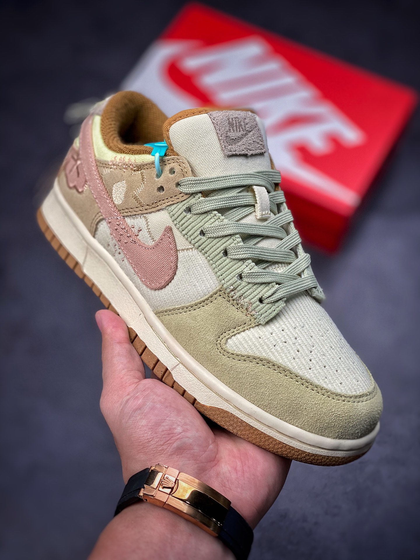 240 Nike Dunk Low 「Bright Side」 整双鞋在Dunk Low的基础上 DQ5076-121