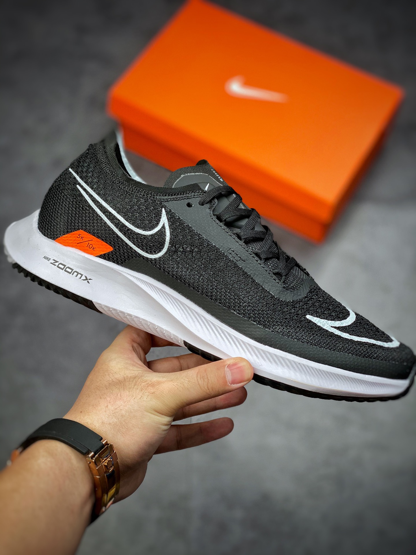 160 Nike ZoomX streakfly Proto 低帮跑鞋黑白 DJ6566-100