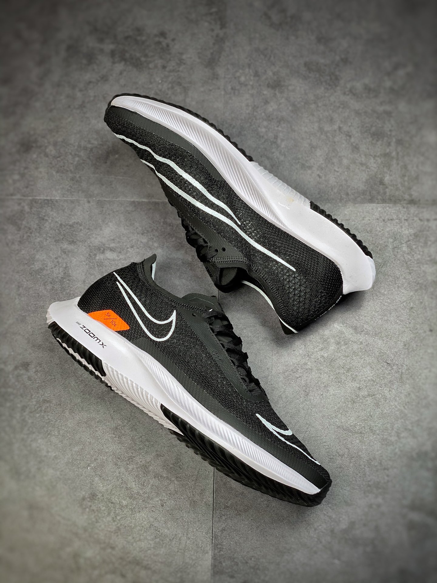 160 Nike ZoomX streakfly Proto 低帮跑鞋黑白 DJ6566-100