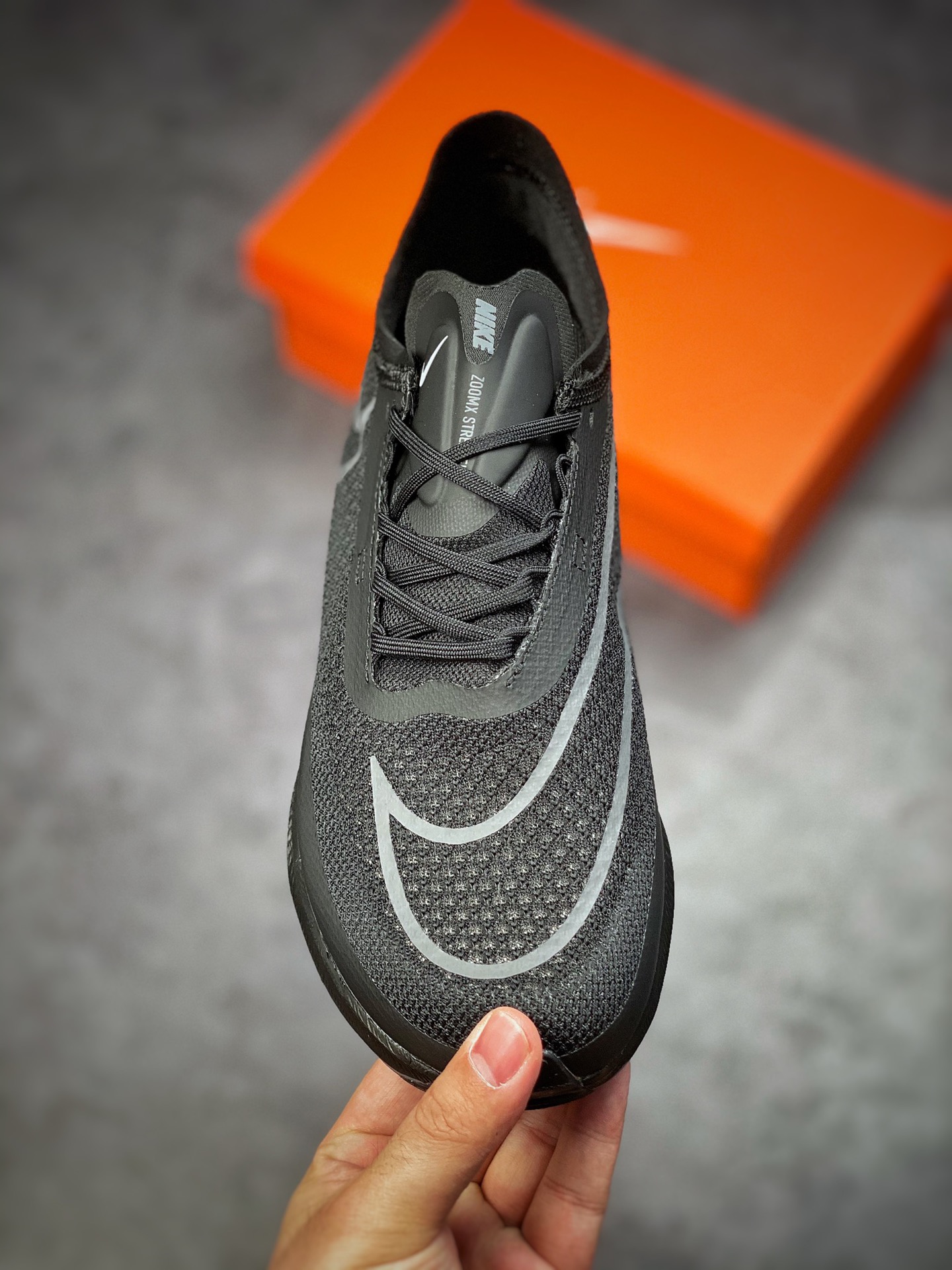 160 Nike ZoomX streakfly Proto 低帮跑鞋 DH9275-103