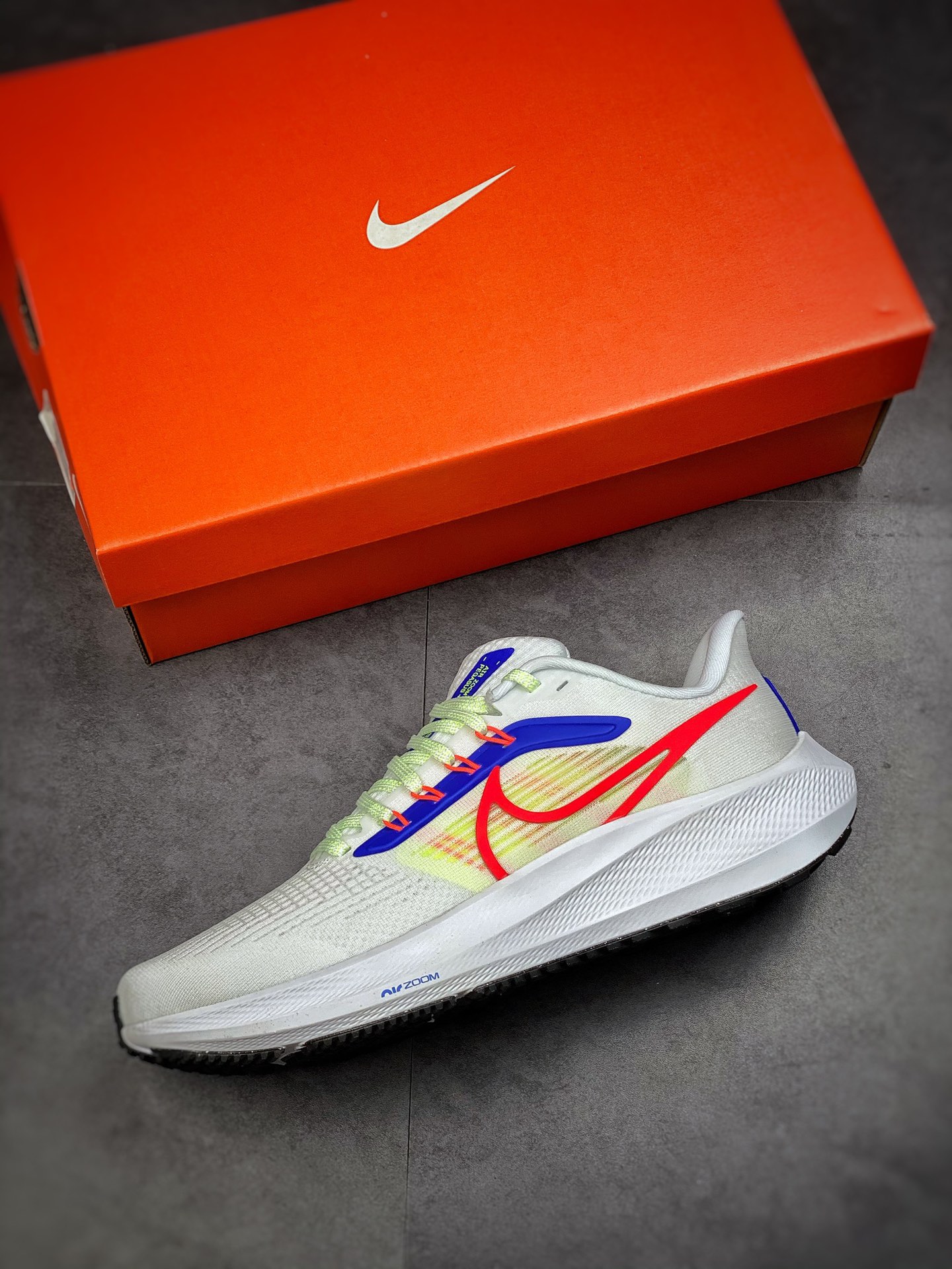 190 耐克Nike Zoom Pegasus 39代 超级飞马涡轮增压马拉松休闲运动慢跑鞋 DX3354-100
