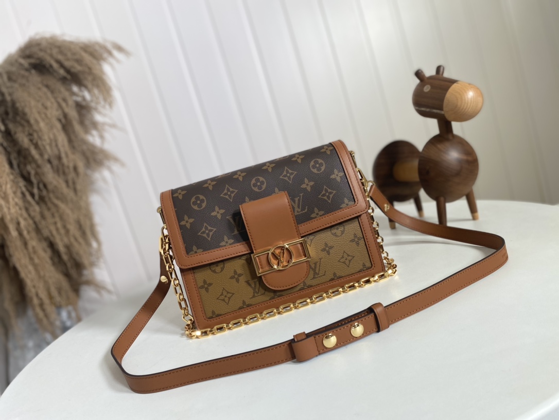 Louis Vuitton LV Dauphine Bags Handbags Monogram Canvas Spring Collection Fashion M45958