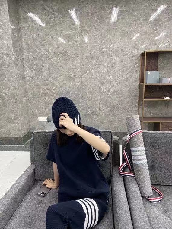 톰브라운 남성 와플 니트 반팔 티셔츠 상세 이미지 8