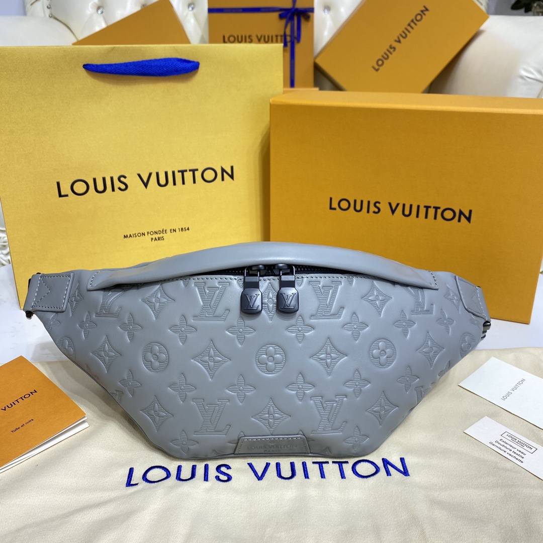Louis Vuitton LV Discovery Belt Bags & Fanny Packs Black Grey Calfskin Cowhide M44388