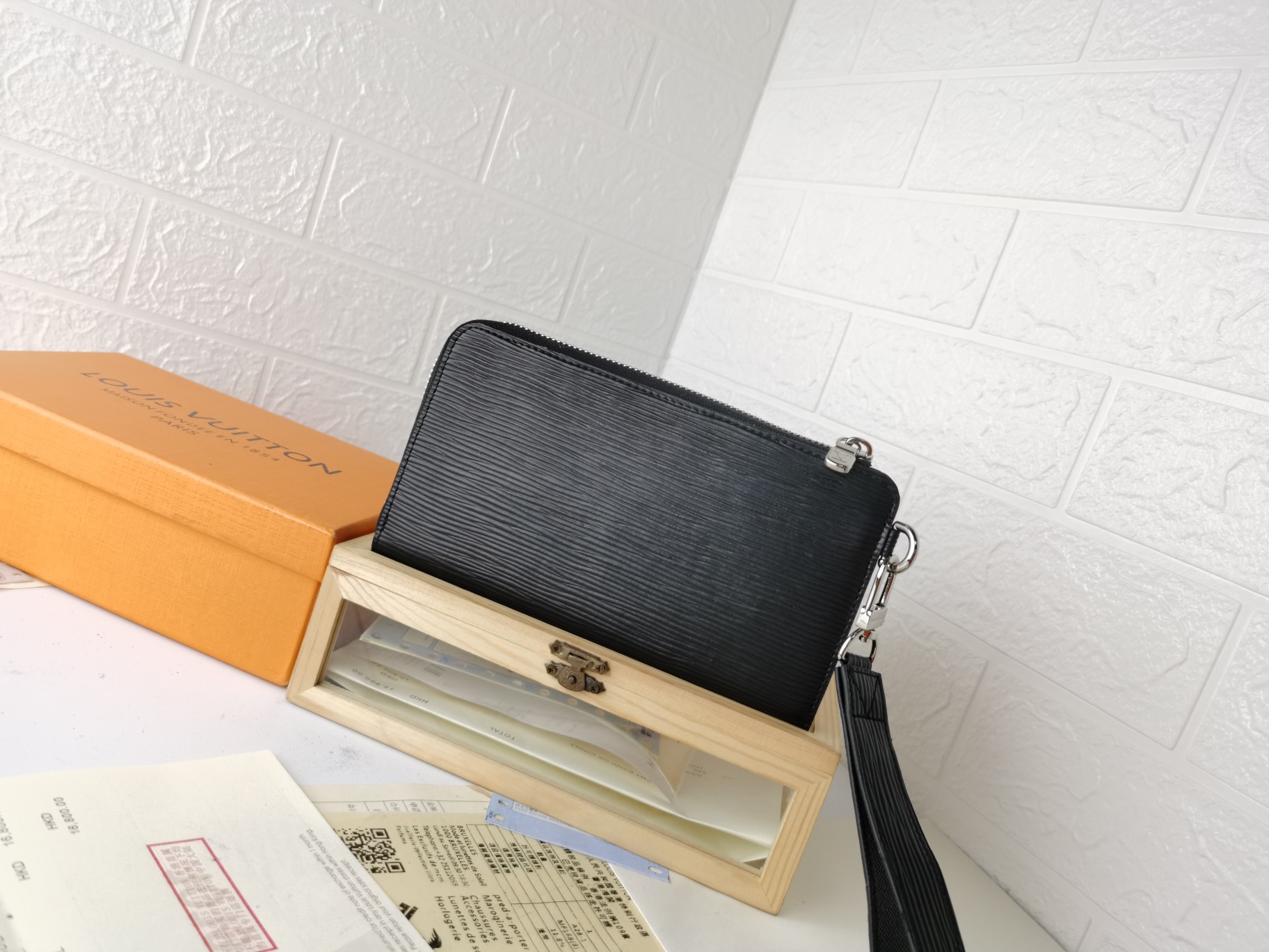 Zippy Dragonne ラウンドファスナー財布 - 旅行スタイルのエレガンス