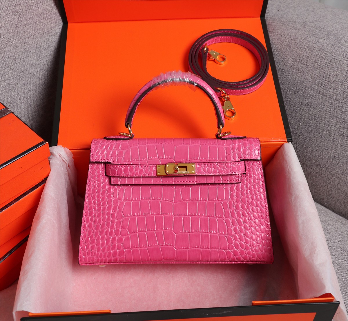 Hermes Kelly Buy Handbags Crossbody & Shoulder Bags Calfskin Cowhide Mini