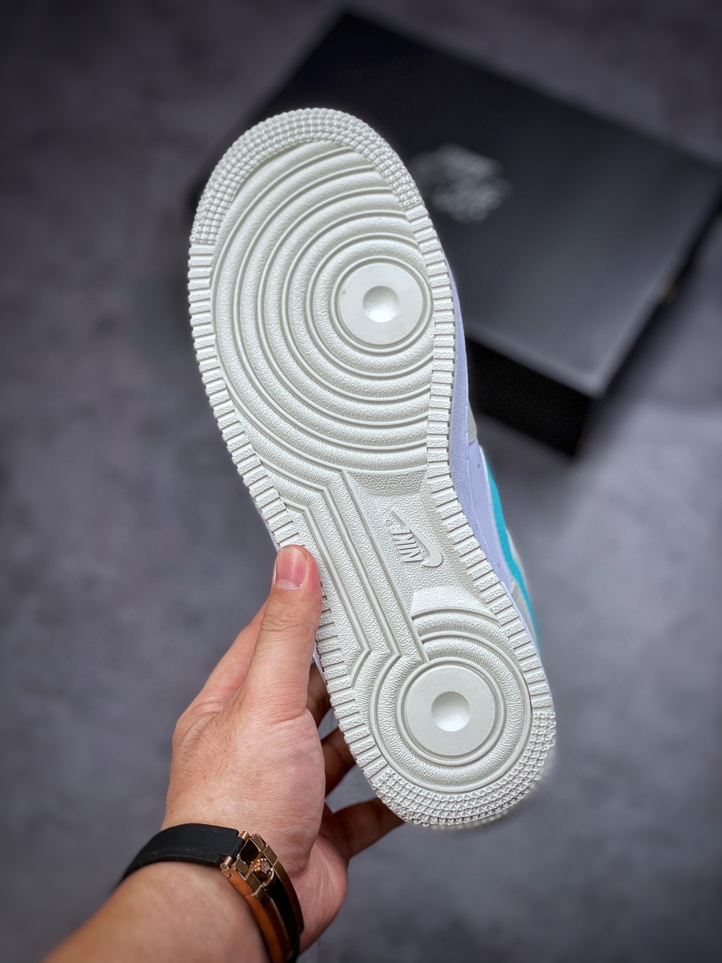 220 Nike Air Force 1 Low 07 灰白蓝勾 LZ6699-555