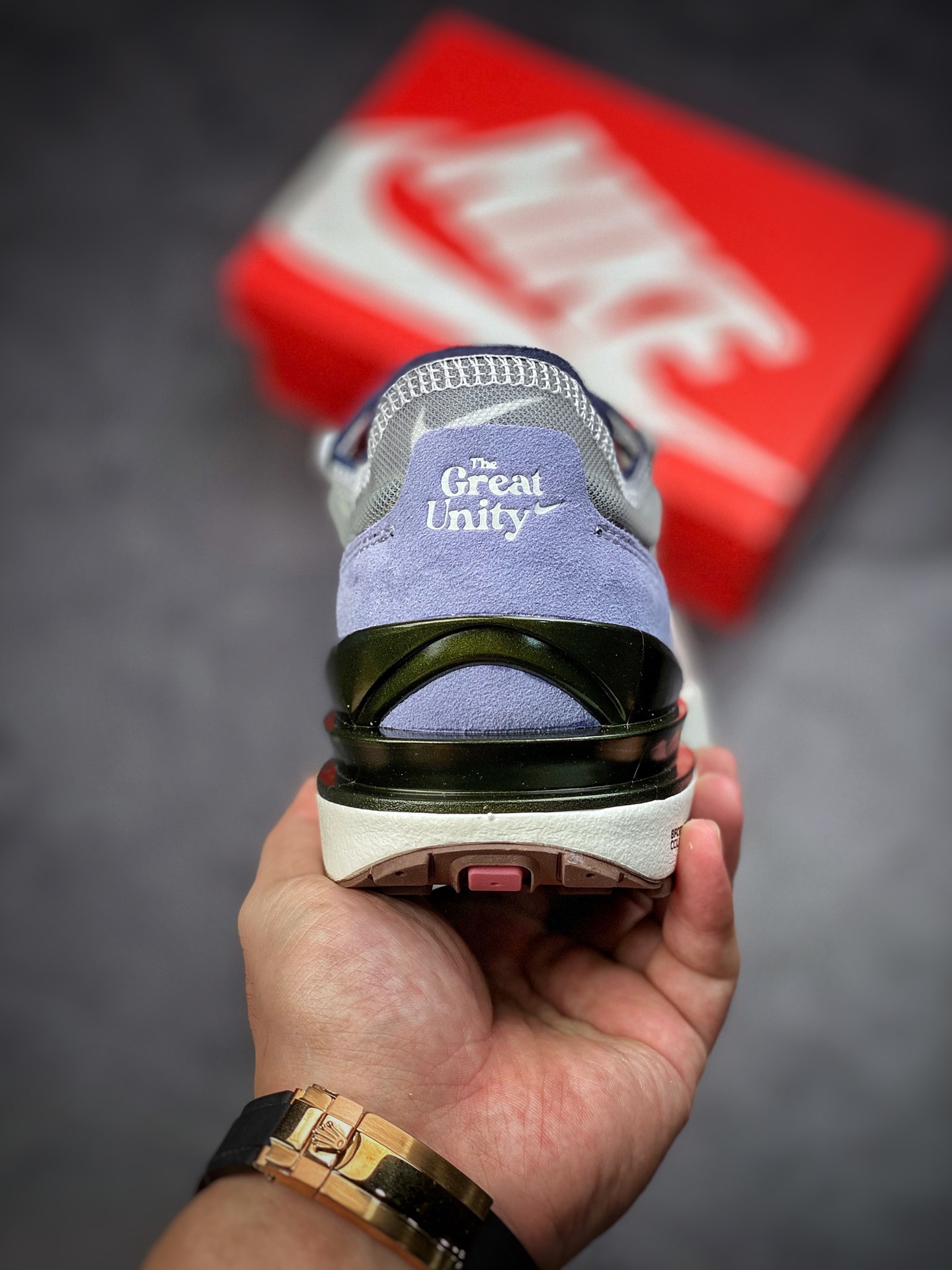 220 Nike Waffle One 低帮跑步鞋 黑粉紫 DM5446-701