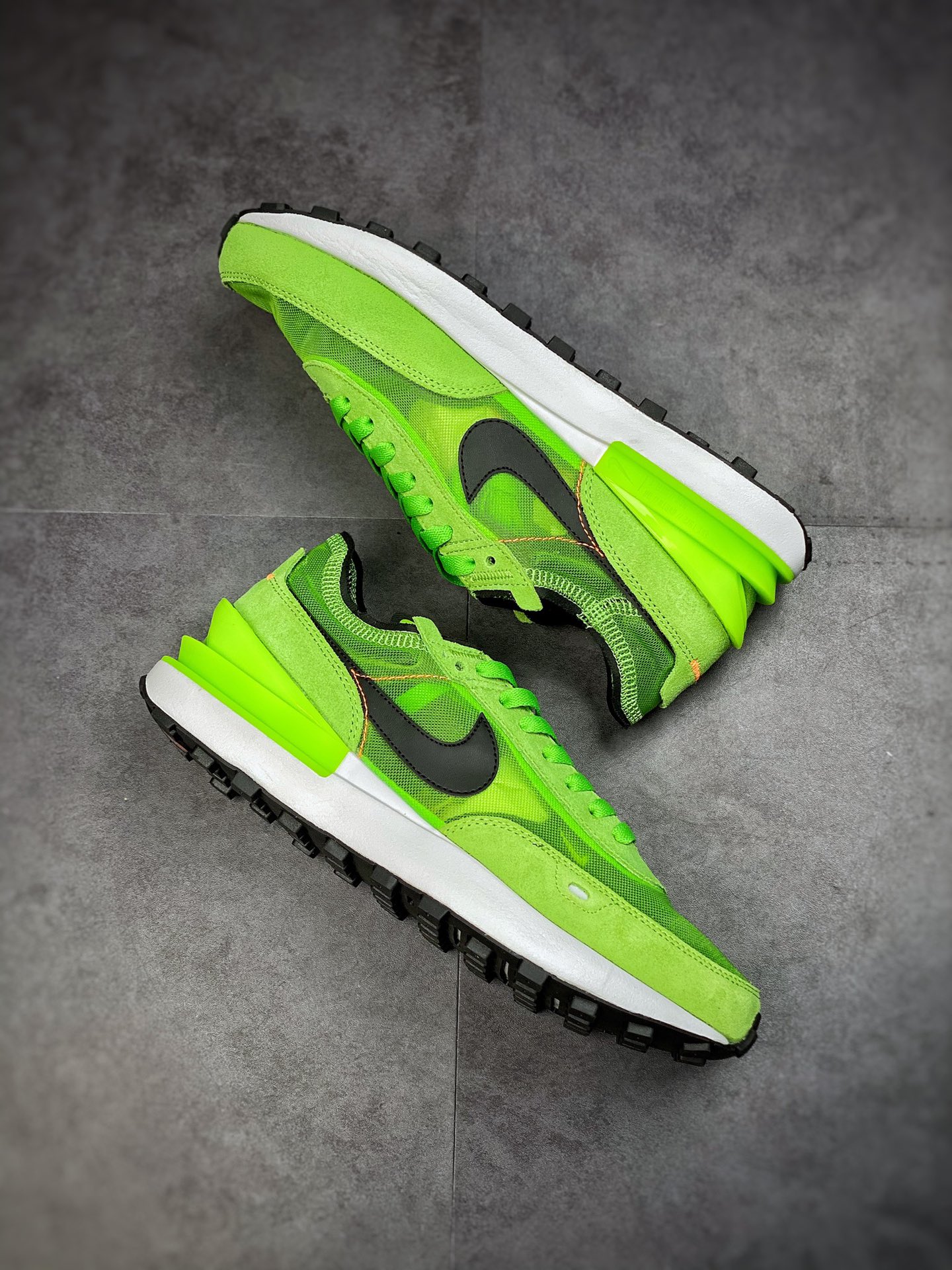 220 Nike Waffle One 复古运动休闲鞋 黑绿 DA7995-300