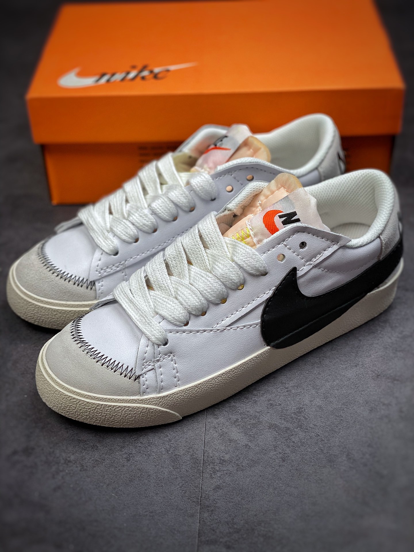 150 Nike Blazer Low’77 Jumbo 白灰黑 经典百搭低帮板鞋 DQ1470-101
